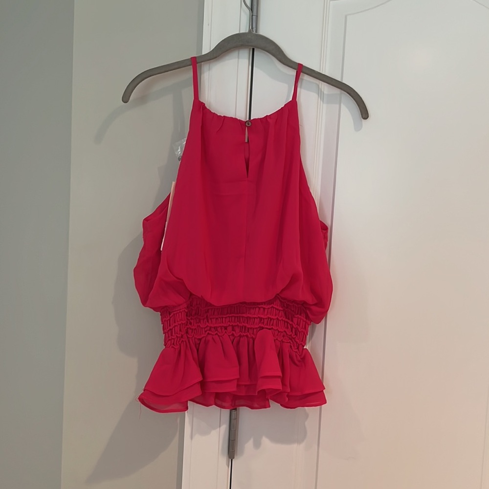 Pink blouse - Picture 2 of 3
